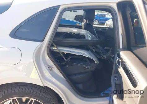 2023 Porsche Macan T из США, поврежденный, VIN WP1AA2A54PLB21452